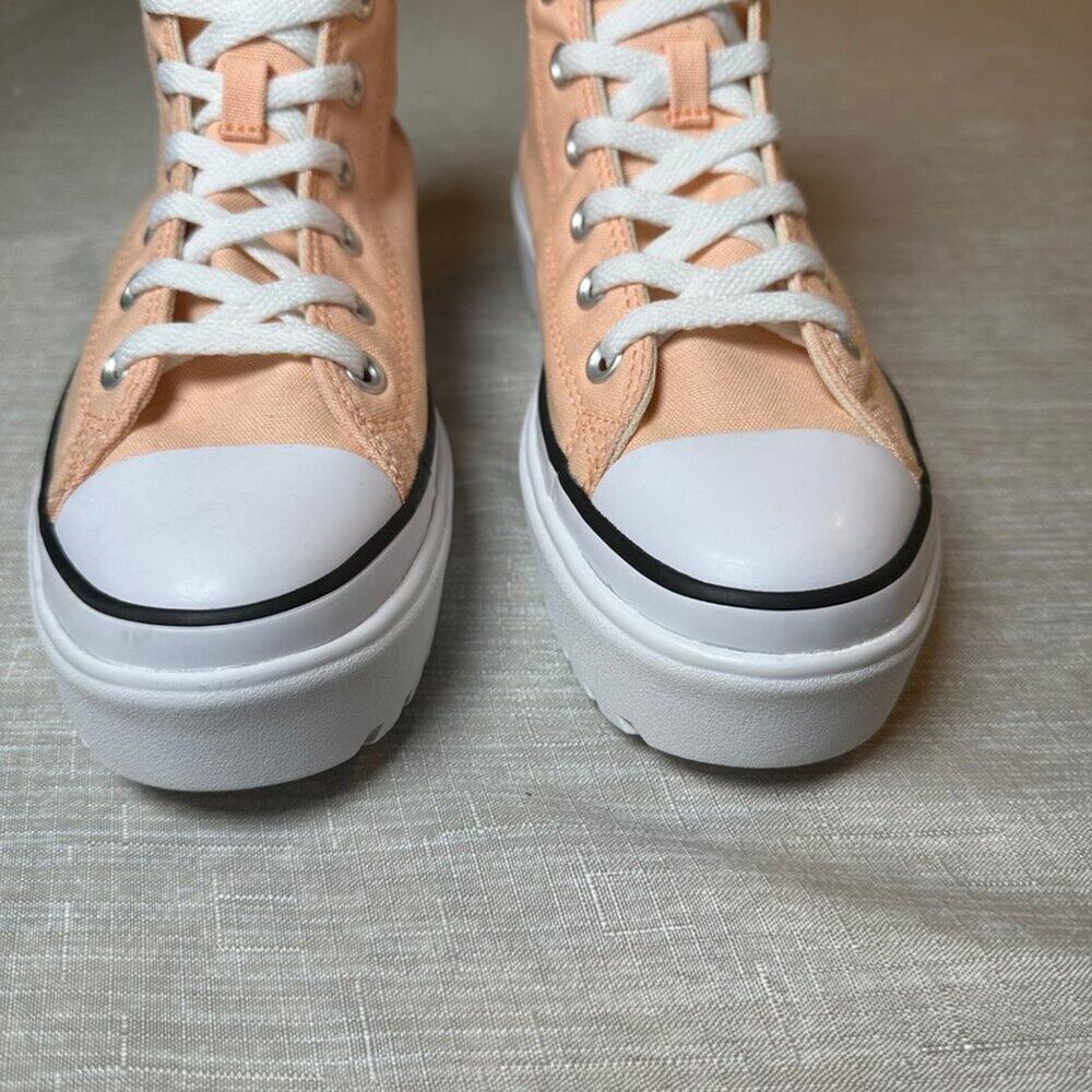 Converse Women Peach Canvas Chuck Taylor Lift Hi Platform Sneakers Size 7 - Picture 3 of 8